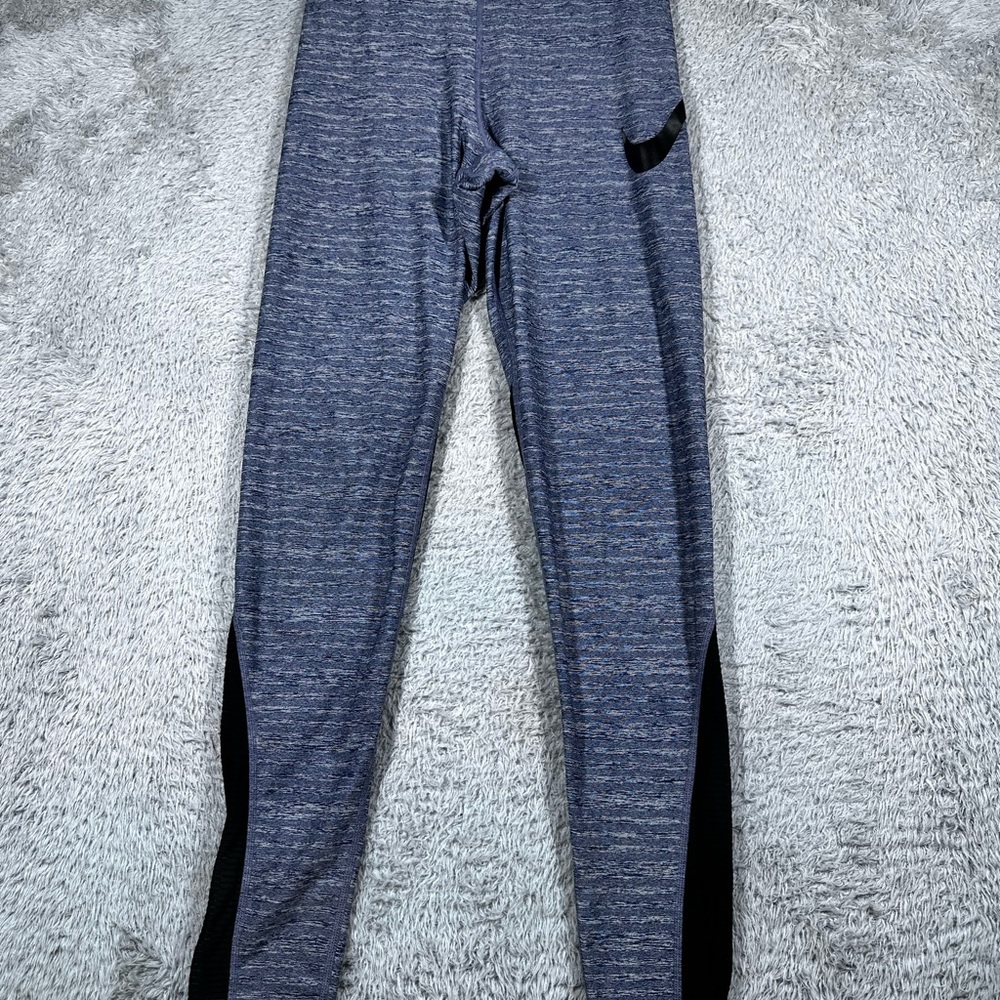 Gray and Black Athletic Leggings‎
